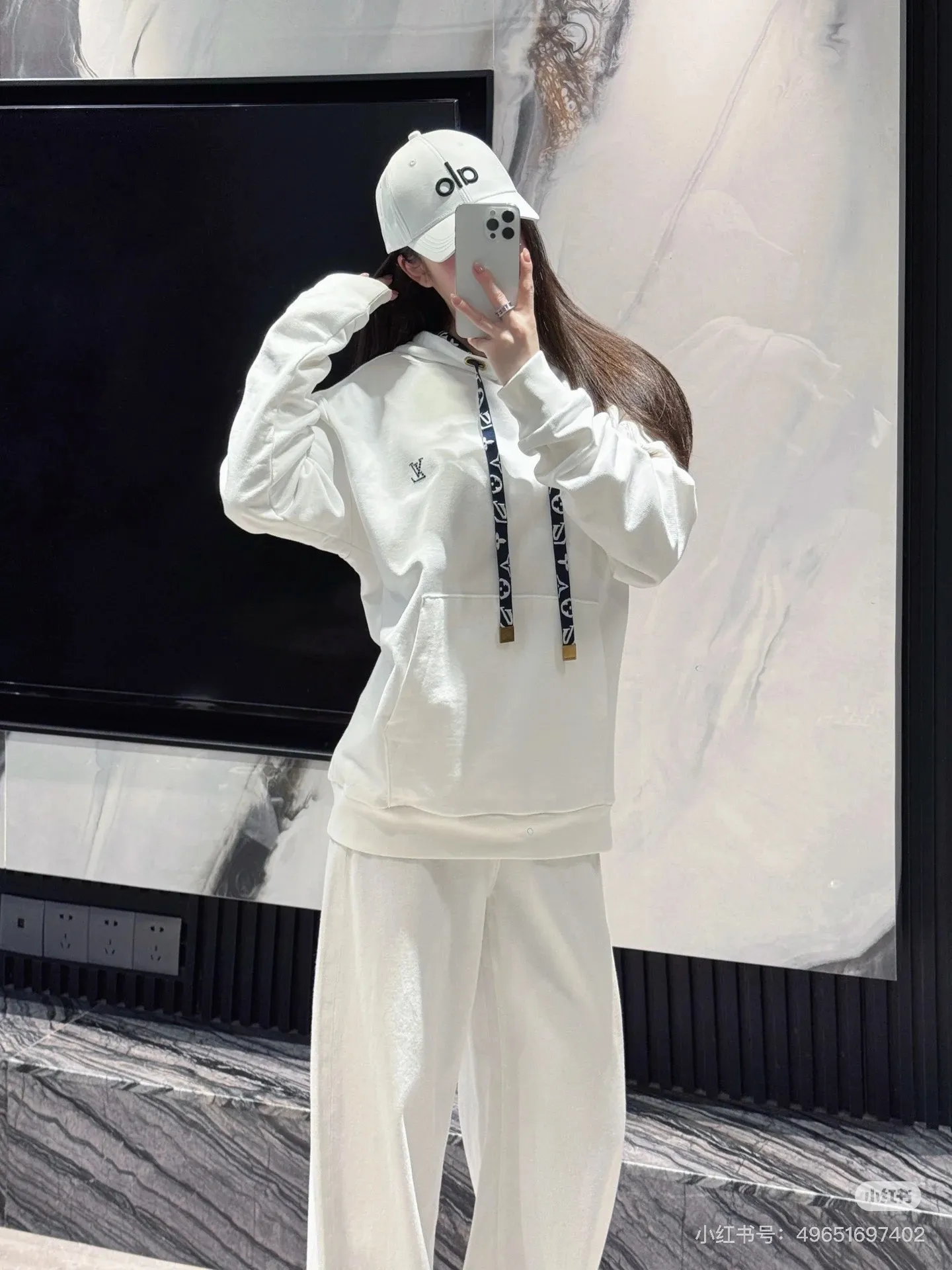 Louis Vuitton/Louis Vuitton Floral Cable Hooded Sweatshirt